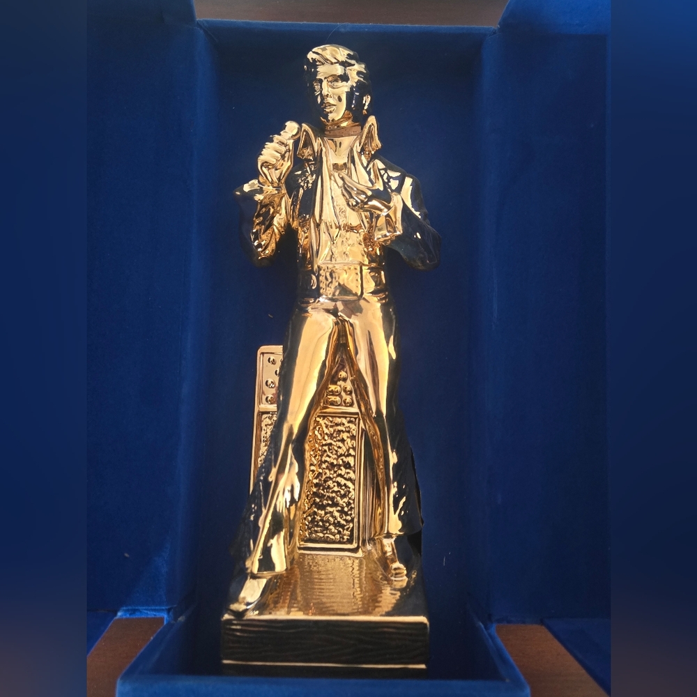1977 Sincerely Elvis Presley McCormick Gold Edition Whiskey Decanter Music Box